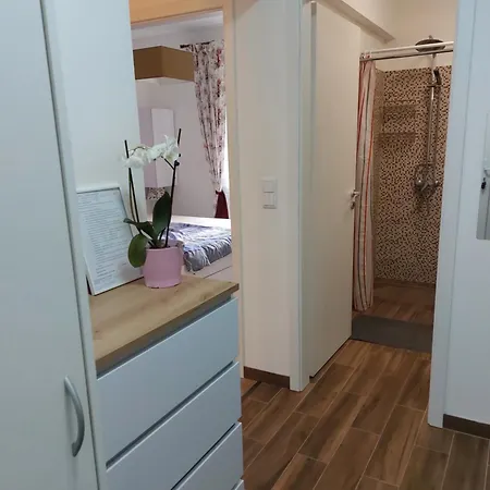 Gizella Apartment